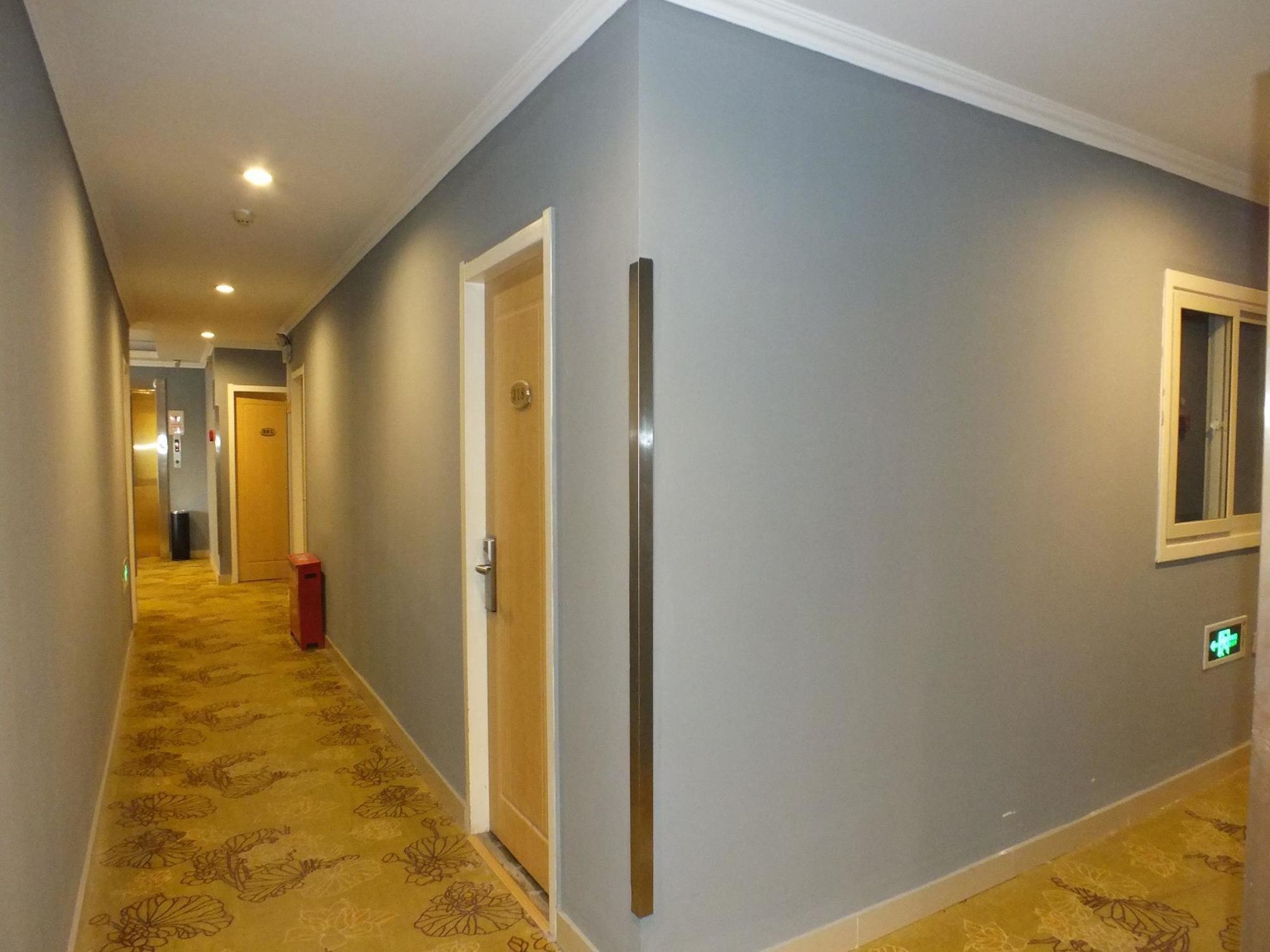 Beijing Fuxing Holiday Hotel Exterior photo