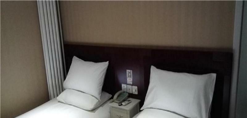 Beijing Fuxing Holiday Hotel Exterior photo